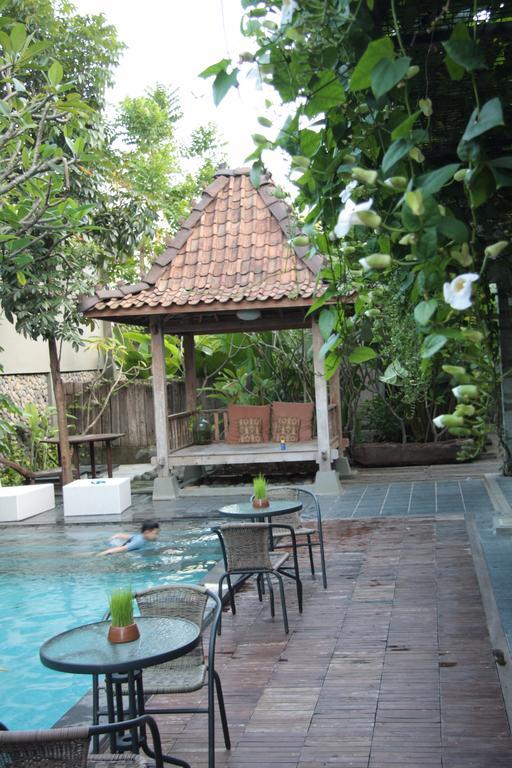Rumah Batu Boutique Hotel Solo Chambre photo